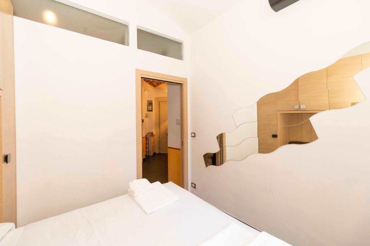 Colourful & Cozy Cenisia Apartamento